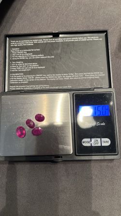 Natural Ruby lose stone nice color 15.5 Carat weight.