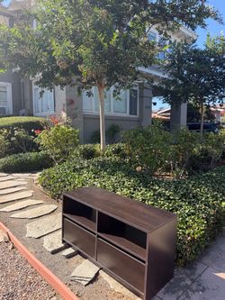 Free coffee table