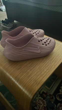 Rejuven8 NIKE ELEMENT PINK