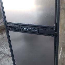 Norcold N611rt