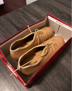 Capezio Tap Shoes - Size 9.5