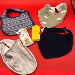 Variety Of Snap On Bibs / Wash Cloths