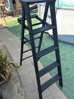 Wooden Ladder Decor