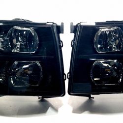 HEADLIGHTS  FOR 07-14 CHEVY SILVERADO SMOKED BLACK HOUSING