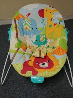 Infant Bouncer Seat with Automatic Vibration
