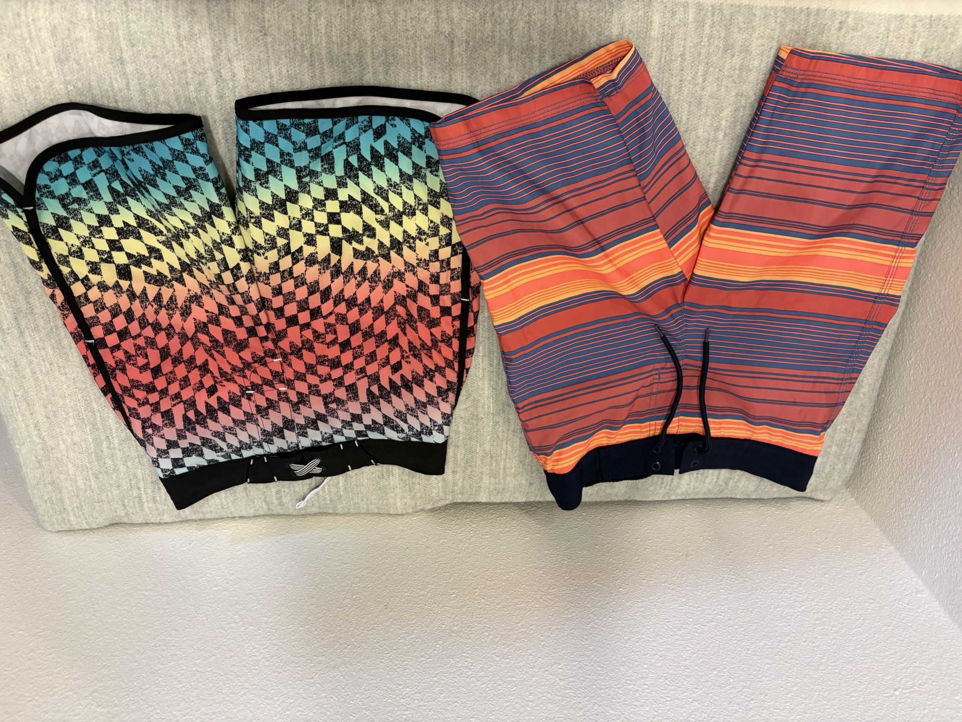 Set Of 2 boys Swim Shorts Swimwear Size M 7-8 - Simi valley