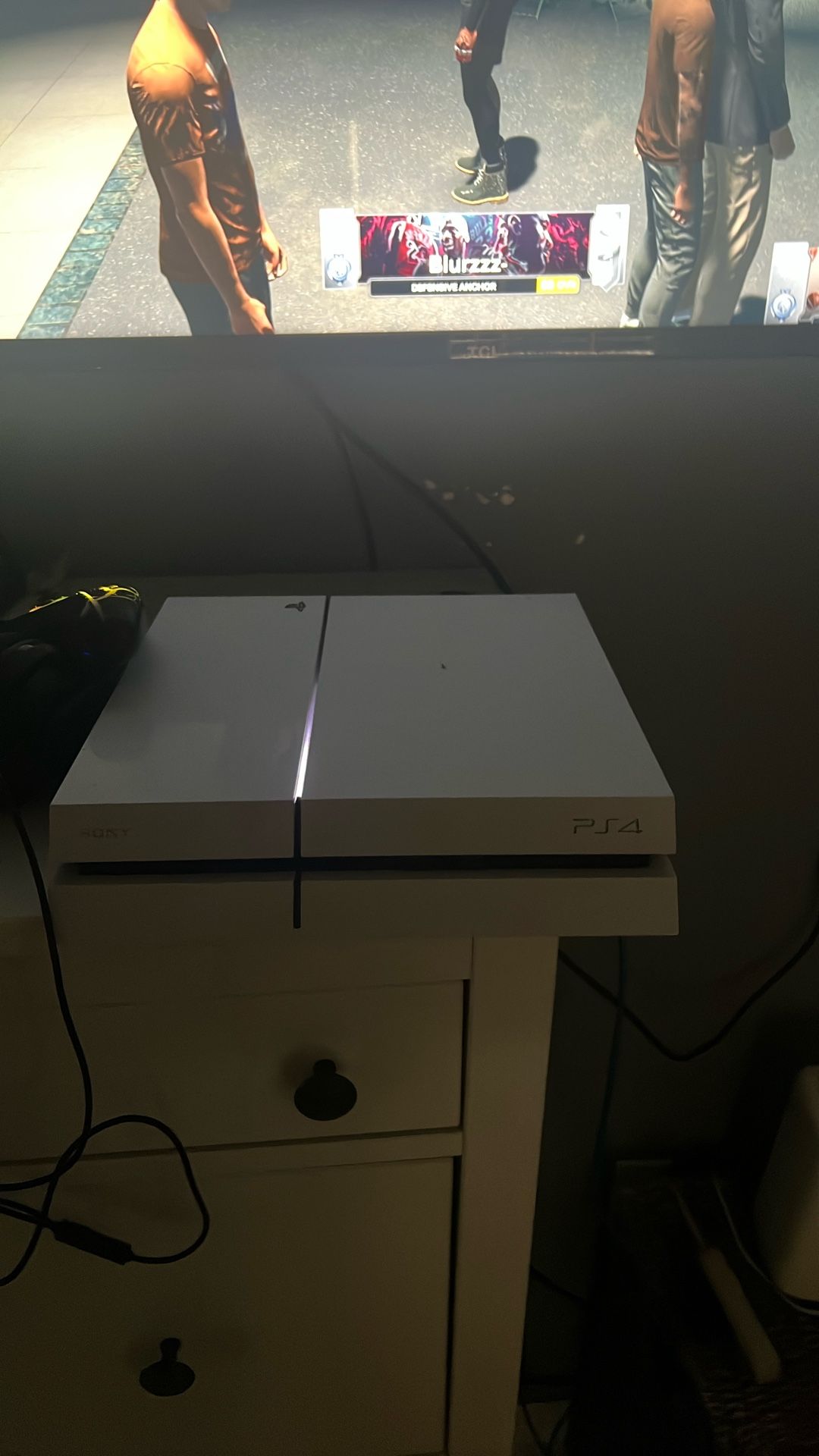 PS4 White 1tb