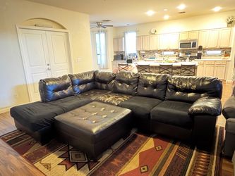 Sectional couch