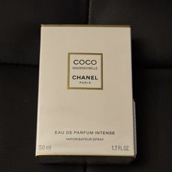 Chanel COCO