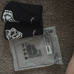 Knee Sleeves