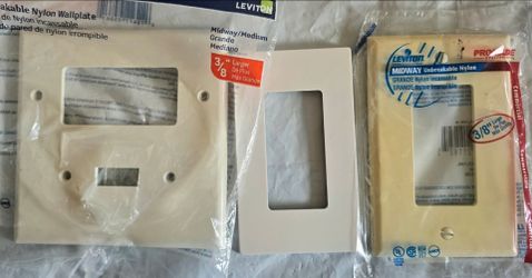 Leviton receptacle wallplate New 3 piece