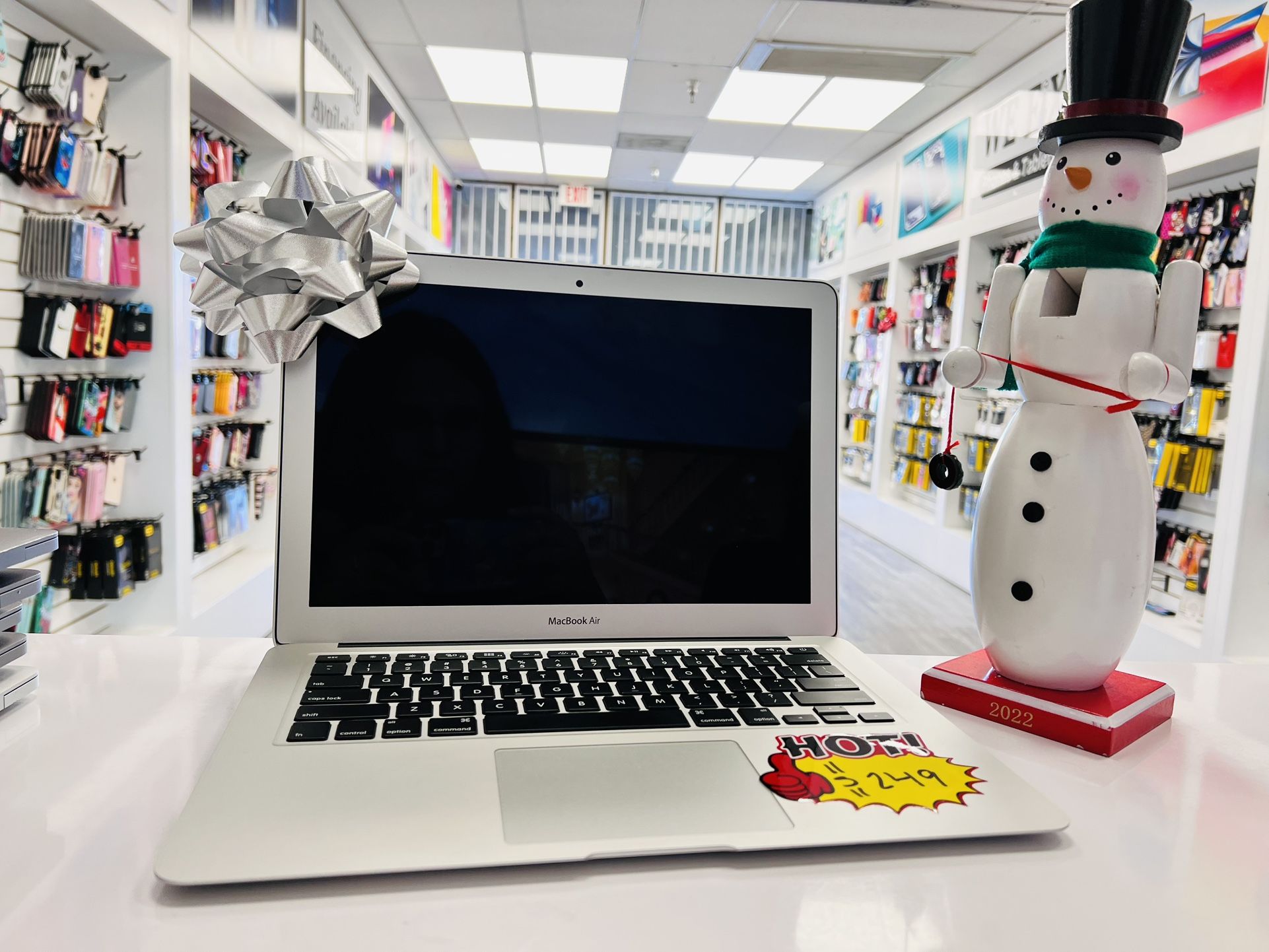 MacBook Air 2017 8GB RAM 128GB SSD