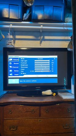 Samsung tv 24”