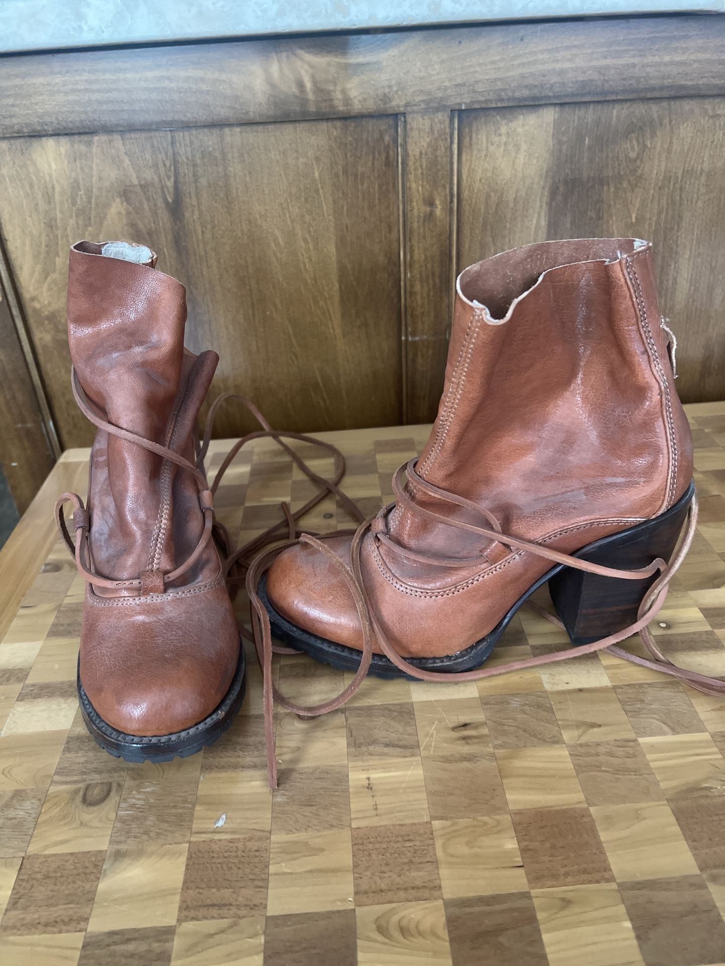 Freebird by Steven Boots – Size 8 – $85