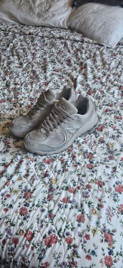 New Balance 2002r (offer)