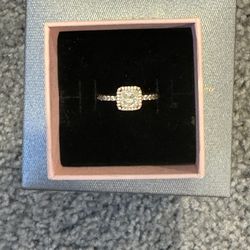 PANDORA SQUARE SPARKLE HALO RING Size 6.5