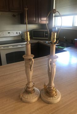 2 lamps