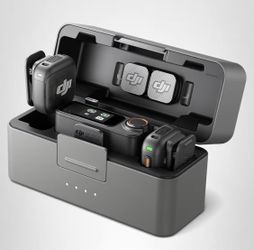 DJI Mic 3 (2 TX + 1 RX + Charging Case), Wireless Microphone
