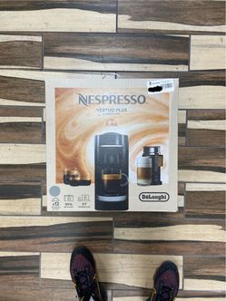 Nespresso Vertuo Plus & Aeroccino3 by De'Longhi