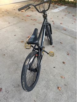 Mongoose Brawler boys bike