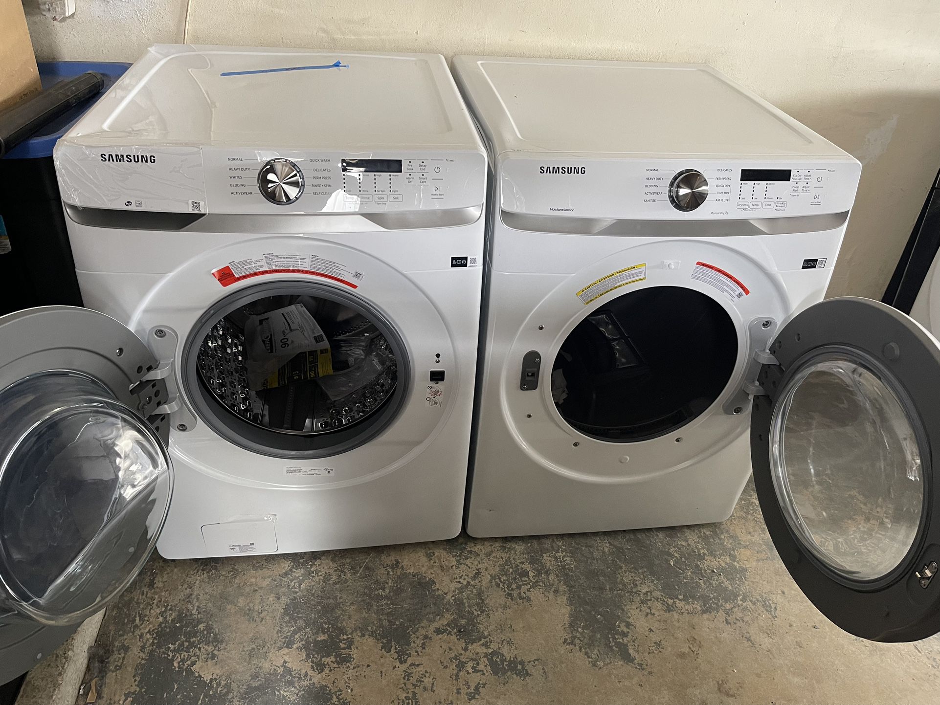 New Open Box Samsung Washer And Dryer Front Loader $990