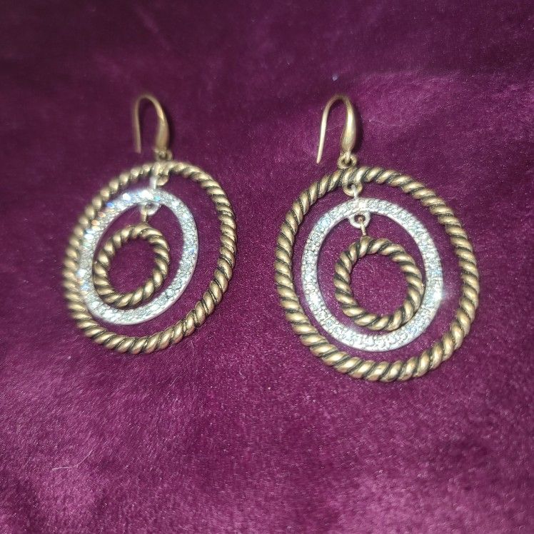 ELLEN TRACY GOLD TONE EARRINGS WITH CZ CRYSTALS