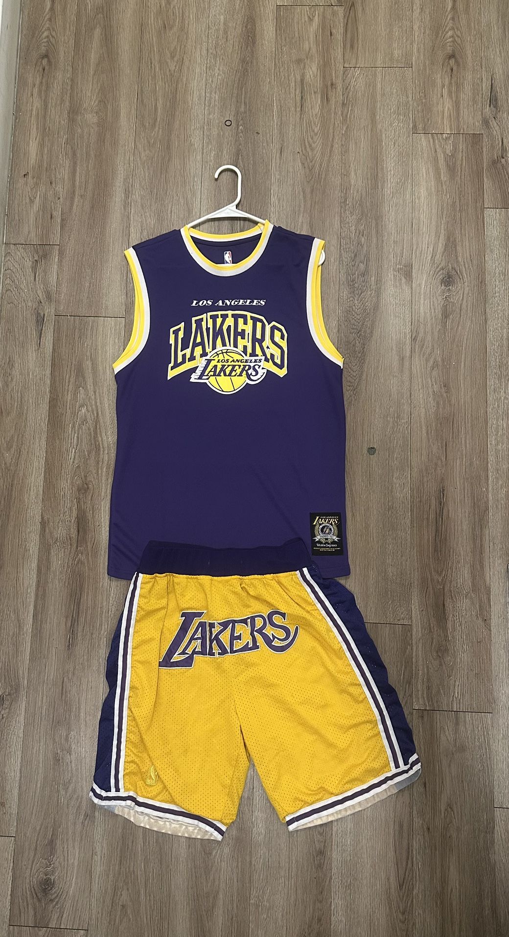 Lakers Jersey And Lakers Basketball Shorts 