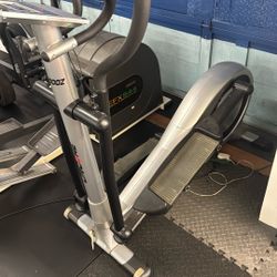 I Core 1000 Elliptical Cardio Machine.  
