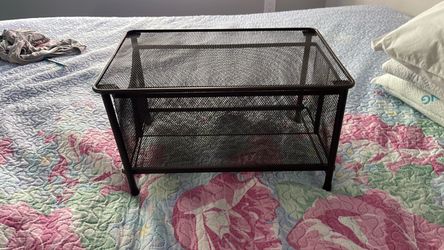 Small storage container