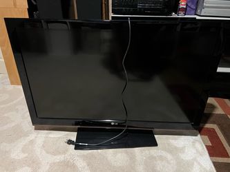 LG 42” tv  with no control remote