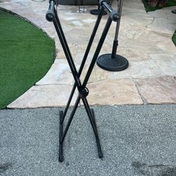 keyboard stand frame (X-style)