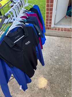 Women’s Branded Tops / T-Shirts – New / Never Worn 👚