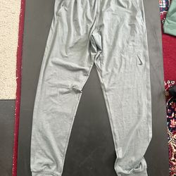 Nike Yoga line Joggers - NWT Men’s S