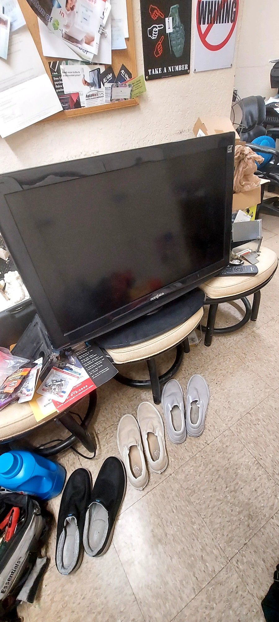 HD TV 34 INCH