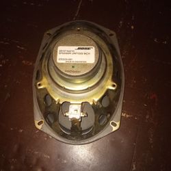 Set Of 2 Bose 6x9 Speakers $60