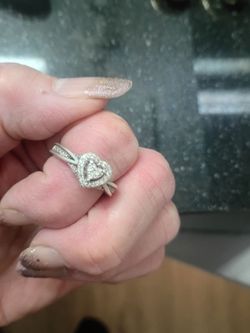 Women's Diamond Ring