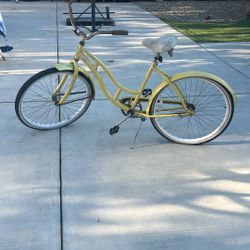 Schwinn Legacy Beach Cruiser