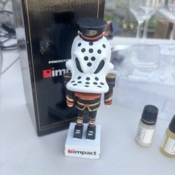 Anaheim Mighty Ducks Wild Wing 93 Christmas Nutcracker Nutquacker 12/23 Giveaway