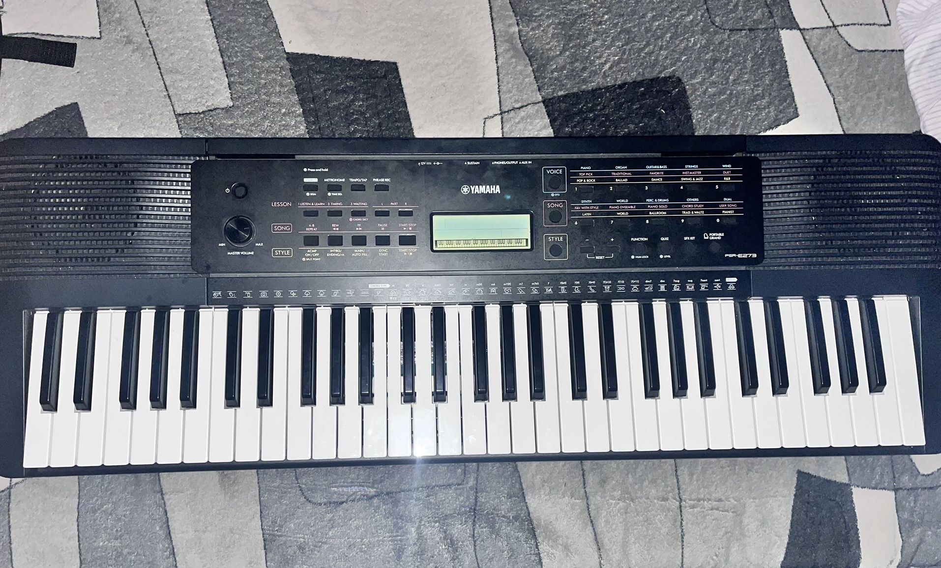 Yamaha Keyboard