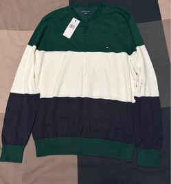 Tommy Hillfiger Sweater Size Large