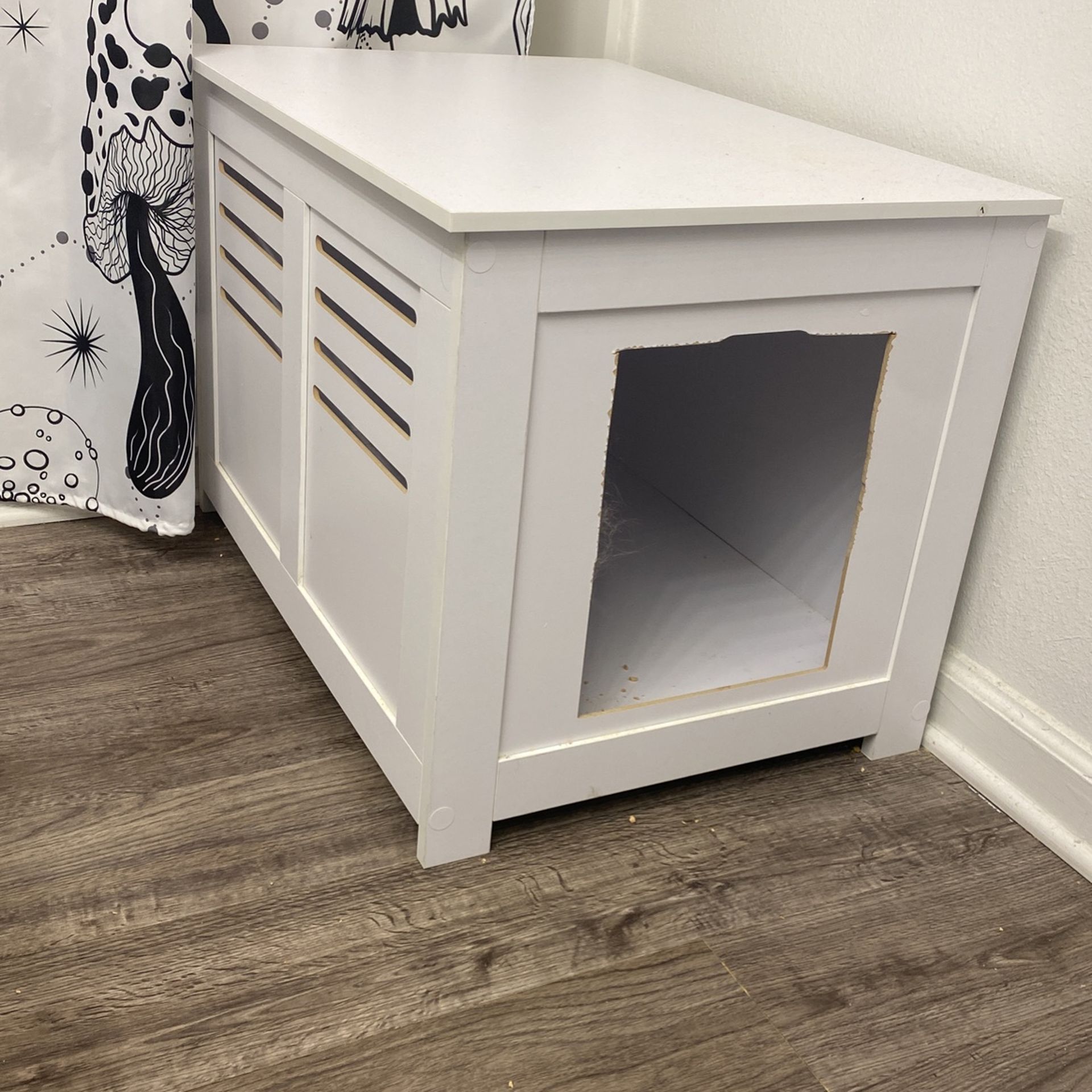 Pet Enclosure