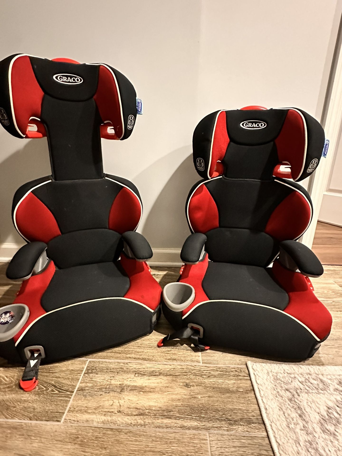 Set (2) Graco Booster Car Seats 