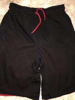 Boys basketball shorts medium