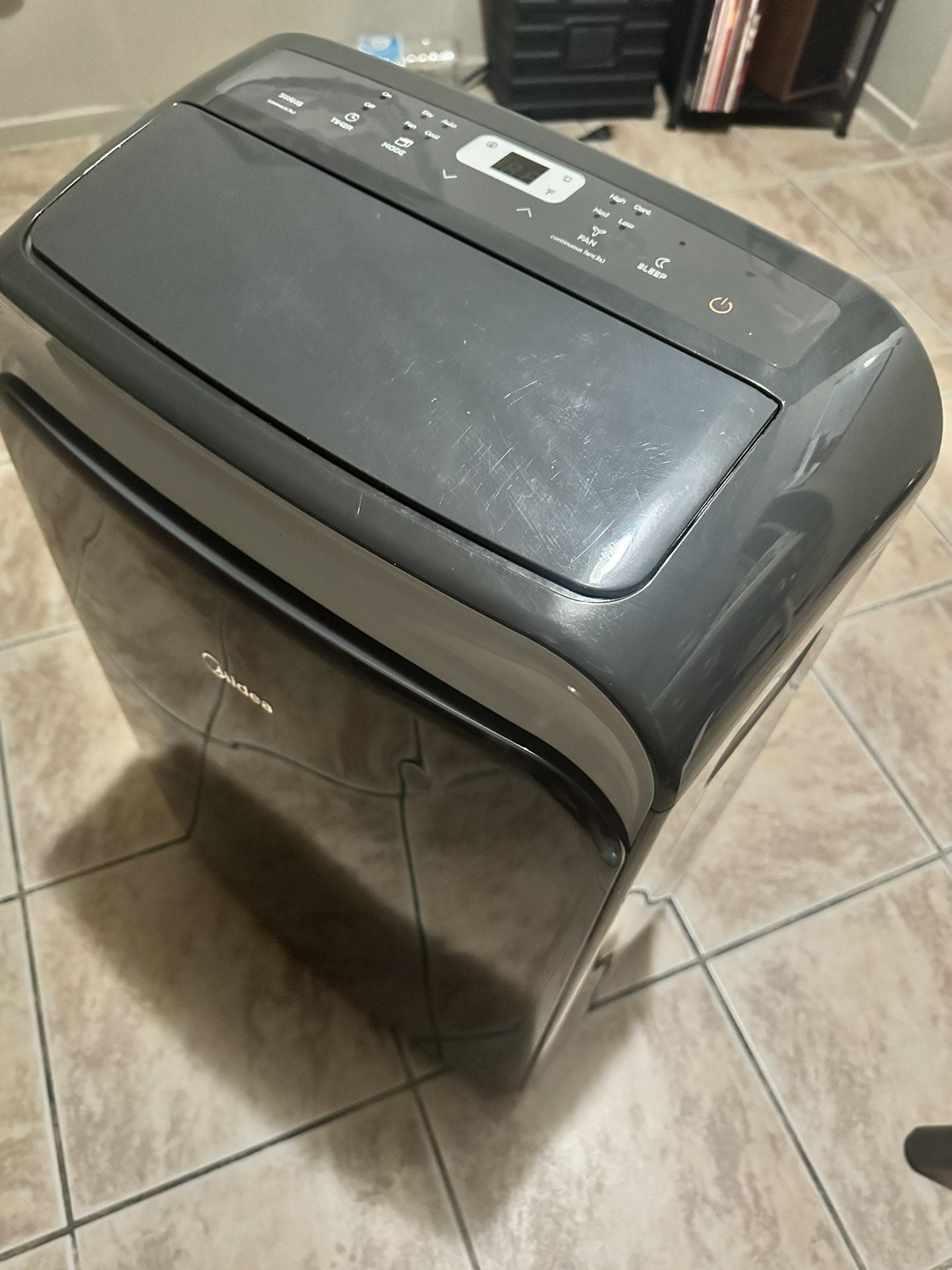 Portable air conditioner