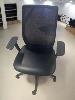 National Laudio Mesh Back and Vinyl Seat Chair with Static Arms β From $250 π¦ Florida