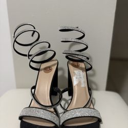 Woman Shoes Size 7 