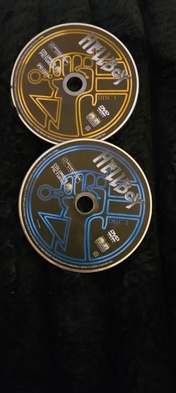 Hellboy Blu-ray and DVD 2-Disc Set. No-Case Great Condition No Scratches Tested