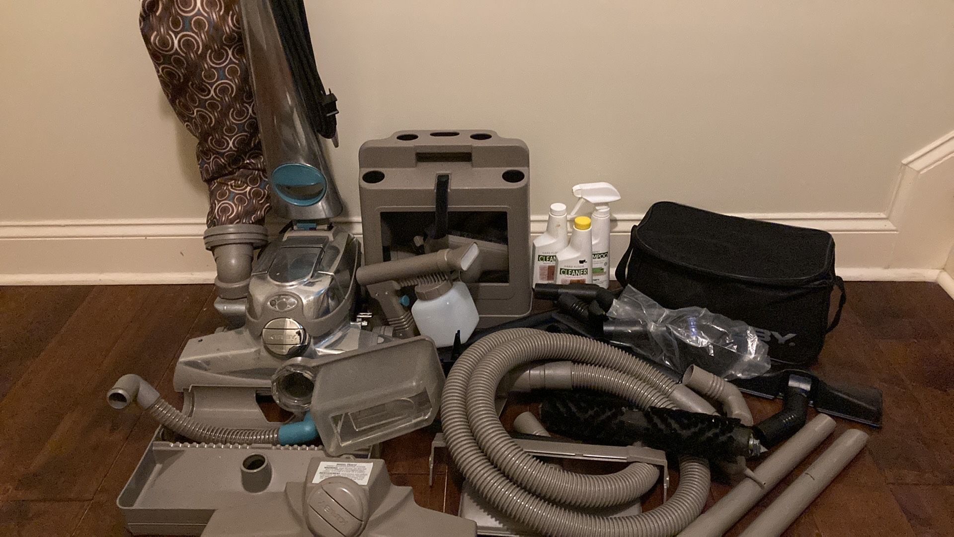 KIRBY Shampoo/ Vacuum Cleaner W/ Lots Of Accessories