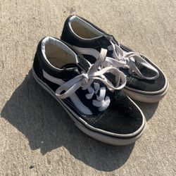 12c Vans Shoes