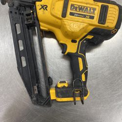 Dewalt 16GA Finish Nailer